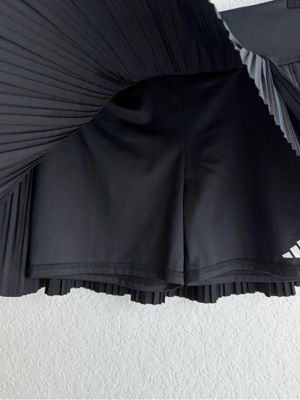 adidas Black Athletic Skirt with Inner Shorts - Picture 4 of 7